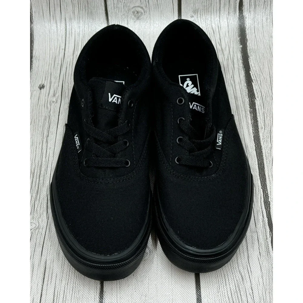 Vans Doheny Triple Black Skate‎ Shoes Youth Size 11YT VN0A3MWA186 New